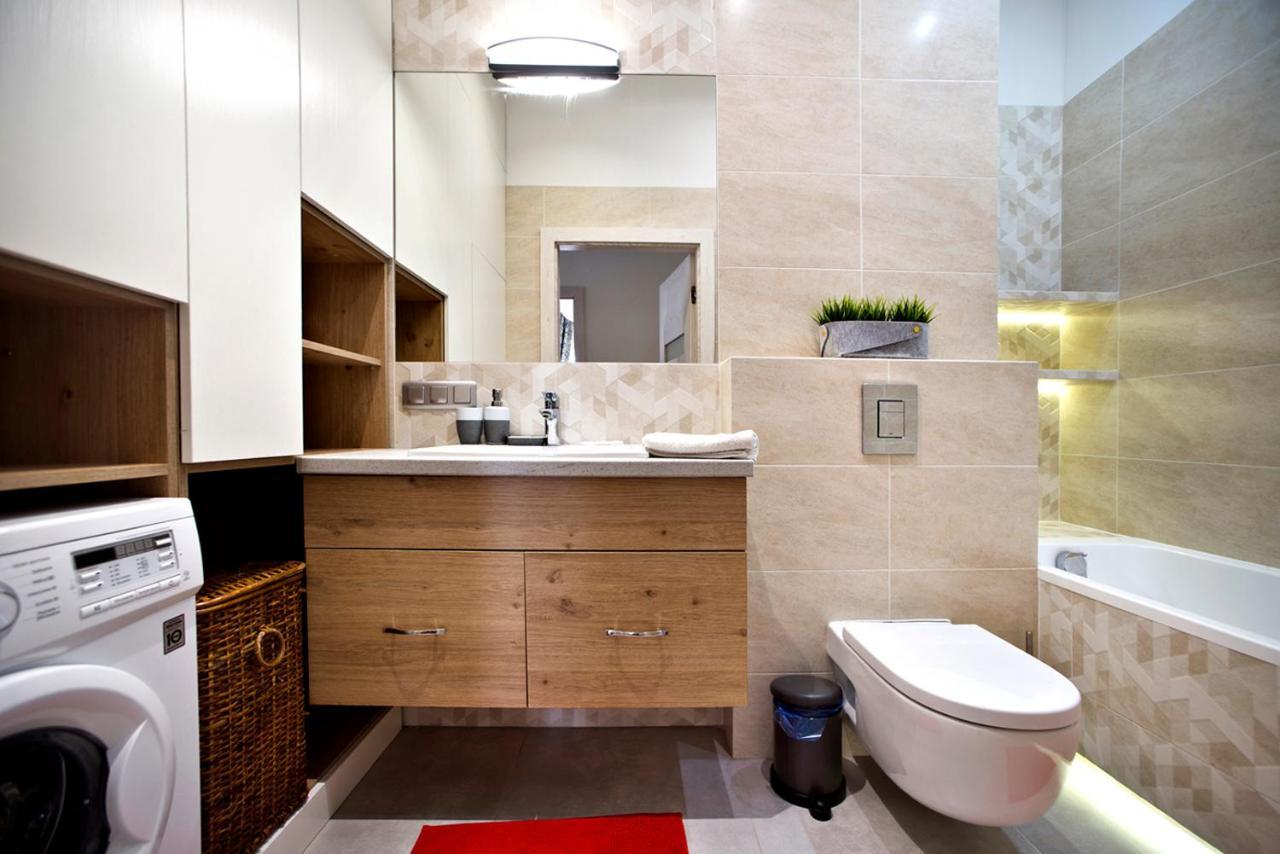 Jana Kazimierza 57 Serviced Apartments Varsovia Exterior foto